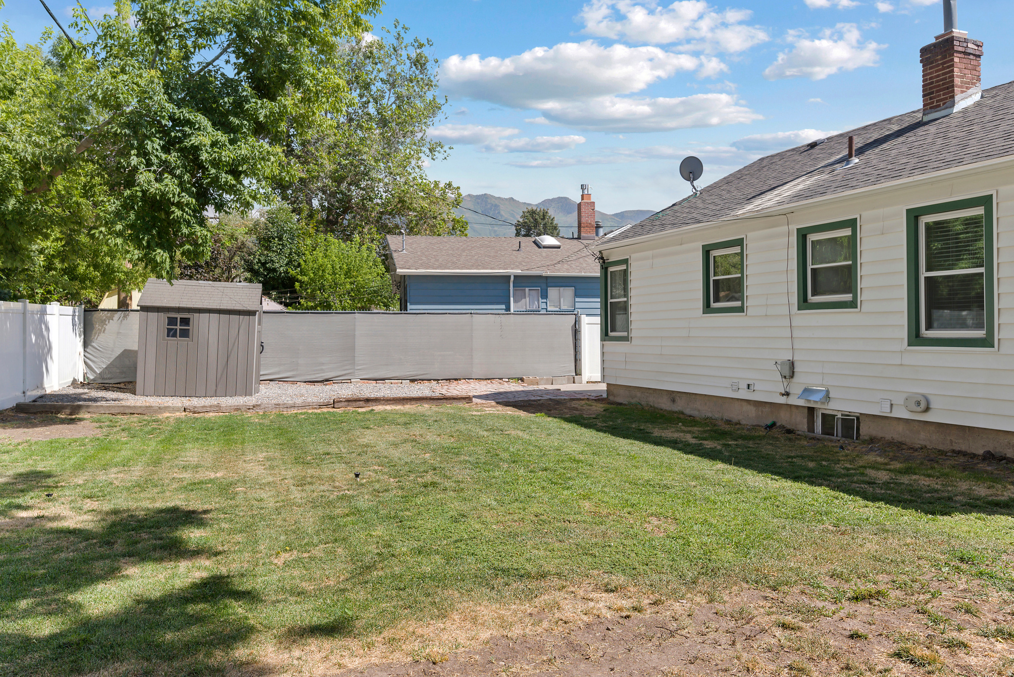 BROOKSIDE - Residential