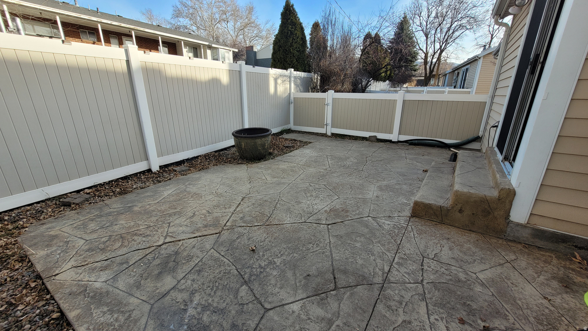 PLUM TREE - Residential