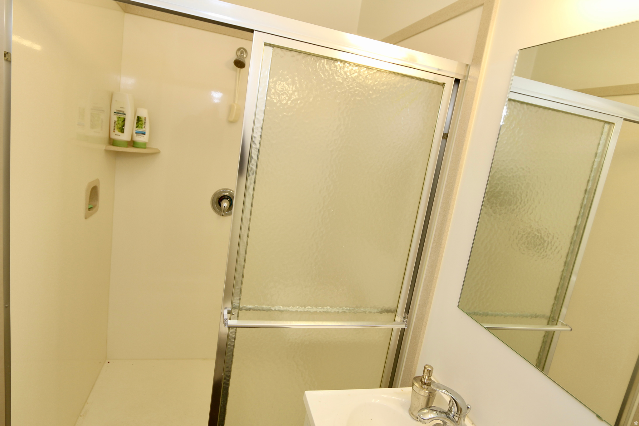 VALLEY HILLS ESTATES - Residential