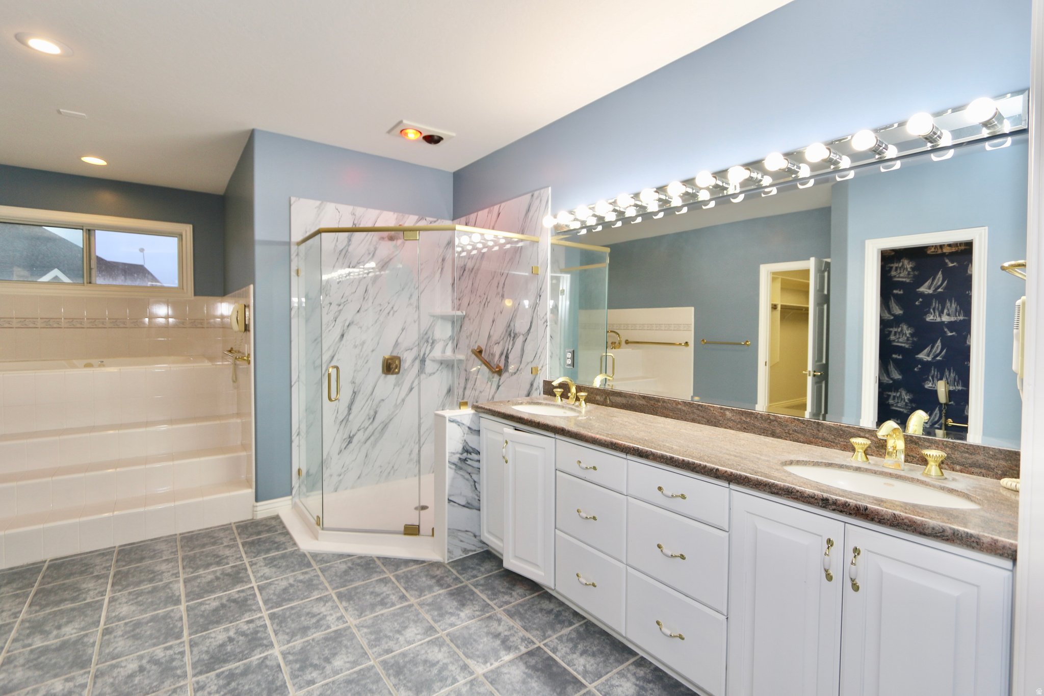 VALLEY HILLS ESTATES - Residential