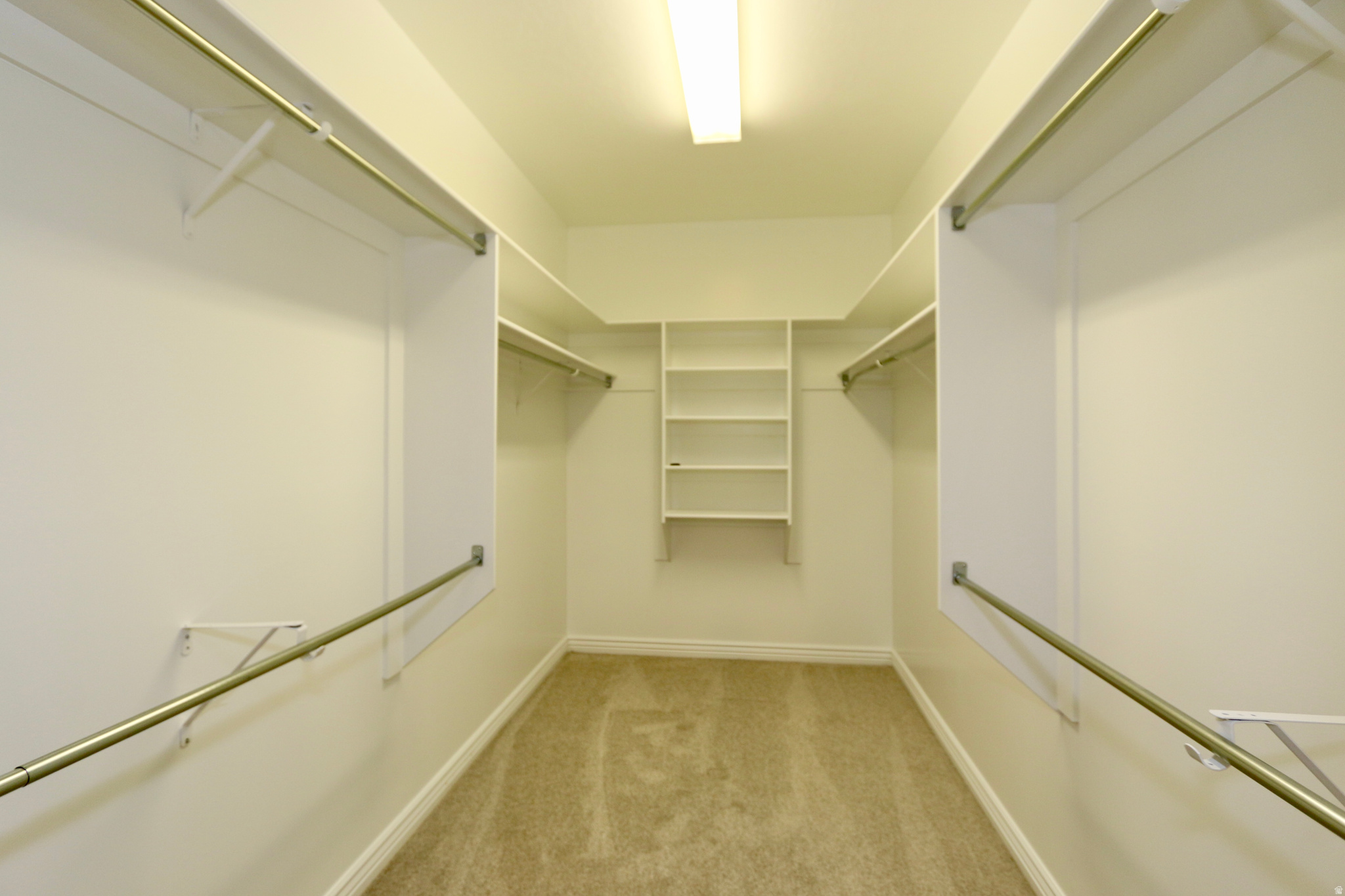 VALLEY HILLS ESTATES - Residential