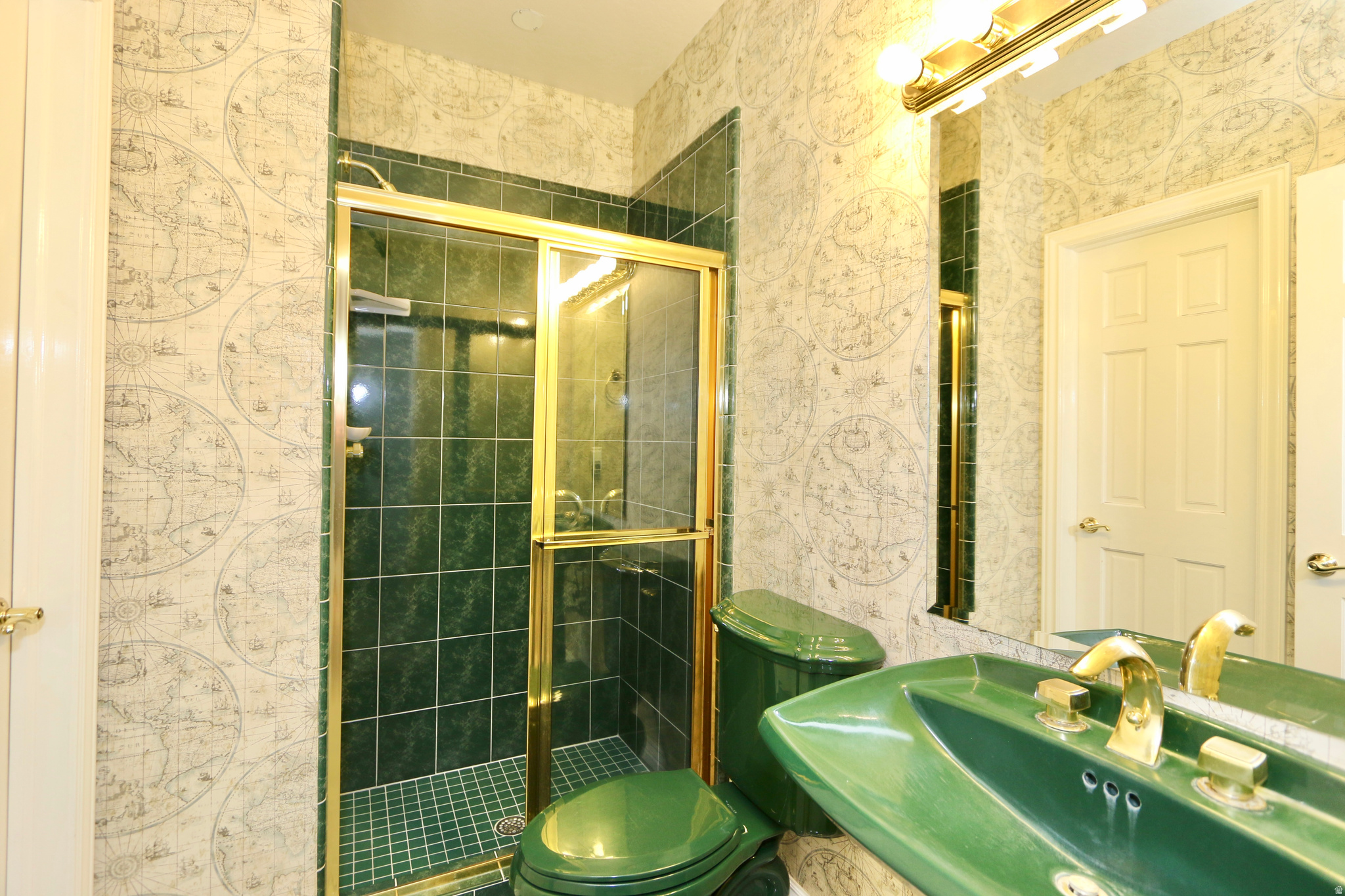 VALLEY HILLS ESTATES - Residential