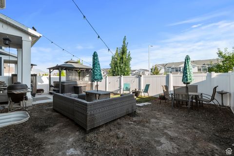 Tiny photo for 3835 W COLD POND AVE S, Lehi, UT 84043 (MLS # 2095834)