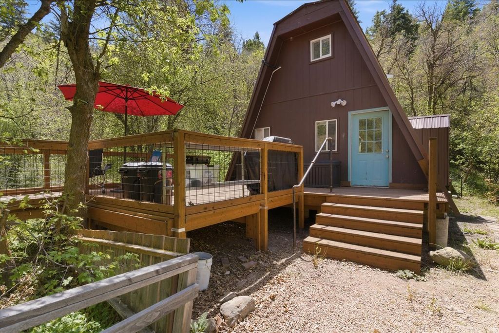 Photo of 15 E BIRCH CREEK DR #D15, Fairview, UT 84629 (MLS # 2157680)