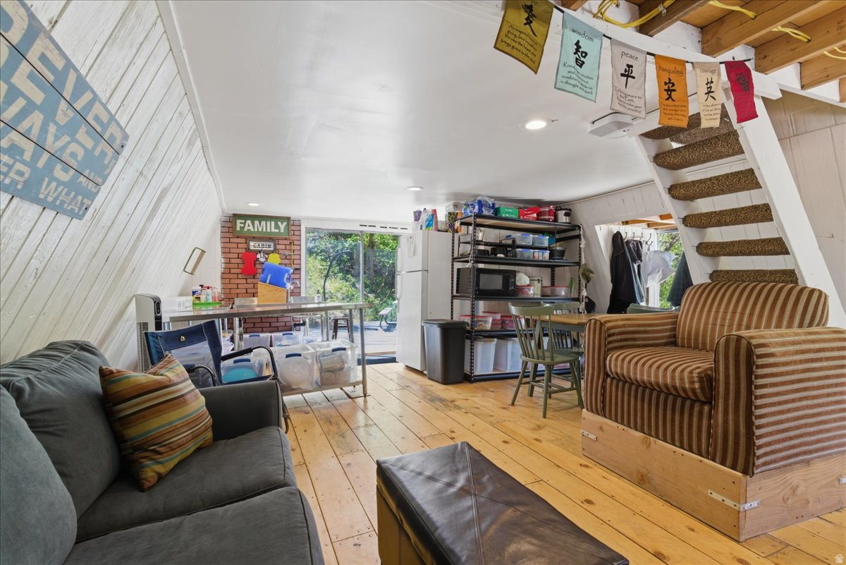 SKYLINE MOUNTAIN RESORT - Residential