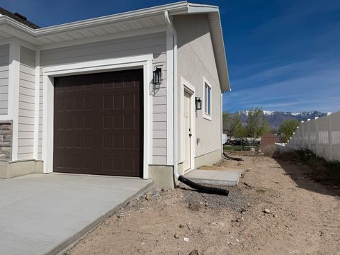 Tiny photo for 3610 S MACY LN, West Haven, UT 84401 (MLS # 2146630)