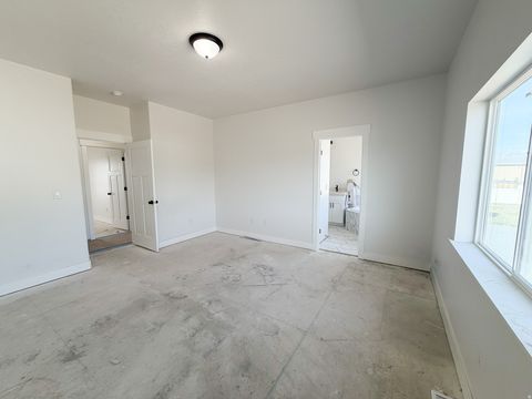 Tiny photo for 3610 S MACY LN, West Haven, UT 84401 (MLS # 2146630)
