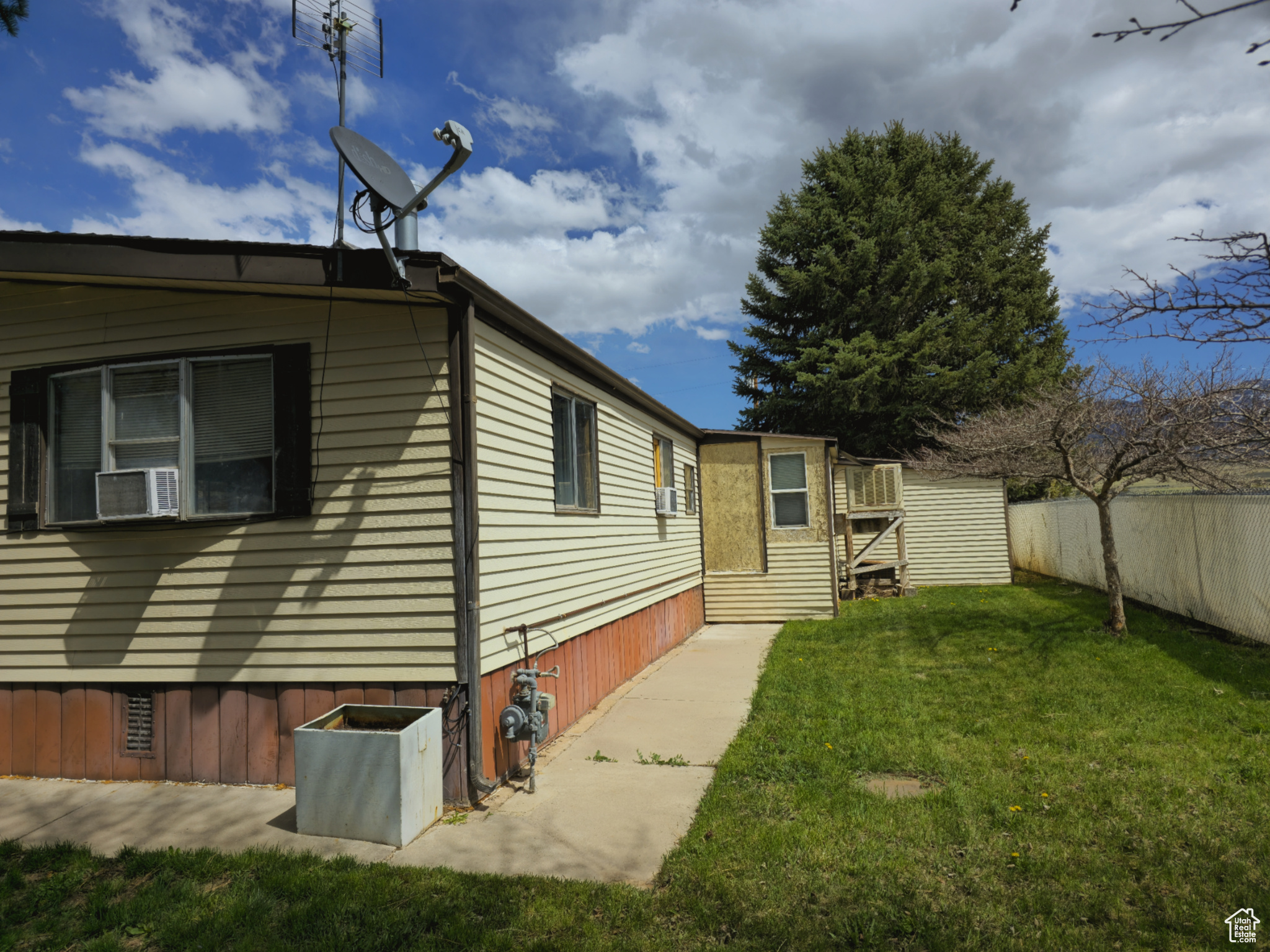 209 S Main, Meadow, Utah image 5