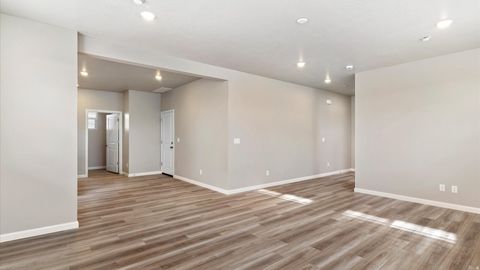 Tiny photo for 315 E KANAB CREEK DR, Saratoga Springs, UT 84045 (MLS # 2141175)