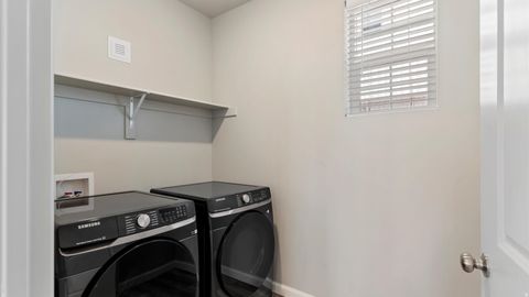 Tiny photo for 315 E KANAB CREEK DR, Saratoga Springs, UT 84045 (MLS # 2141175)