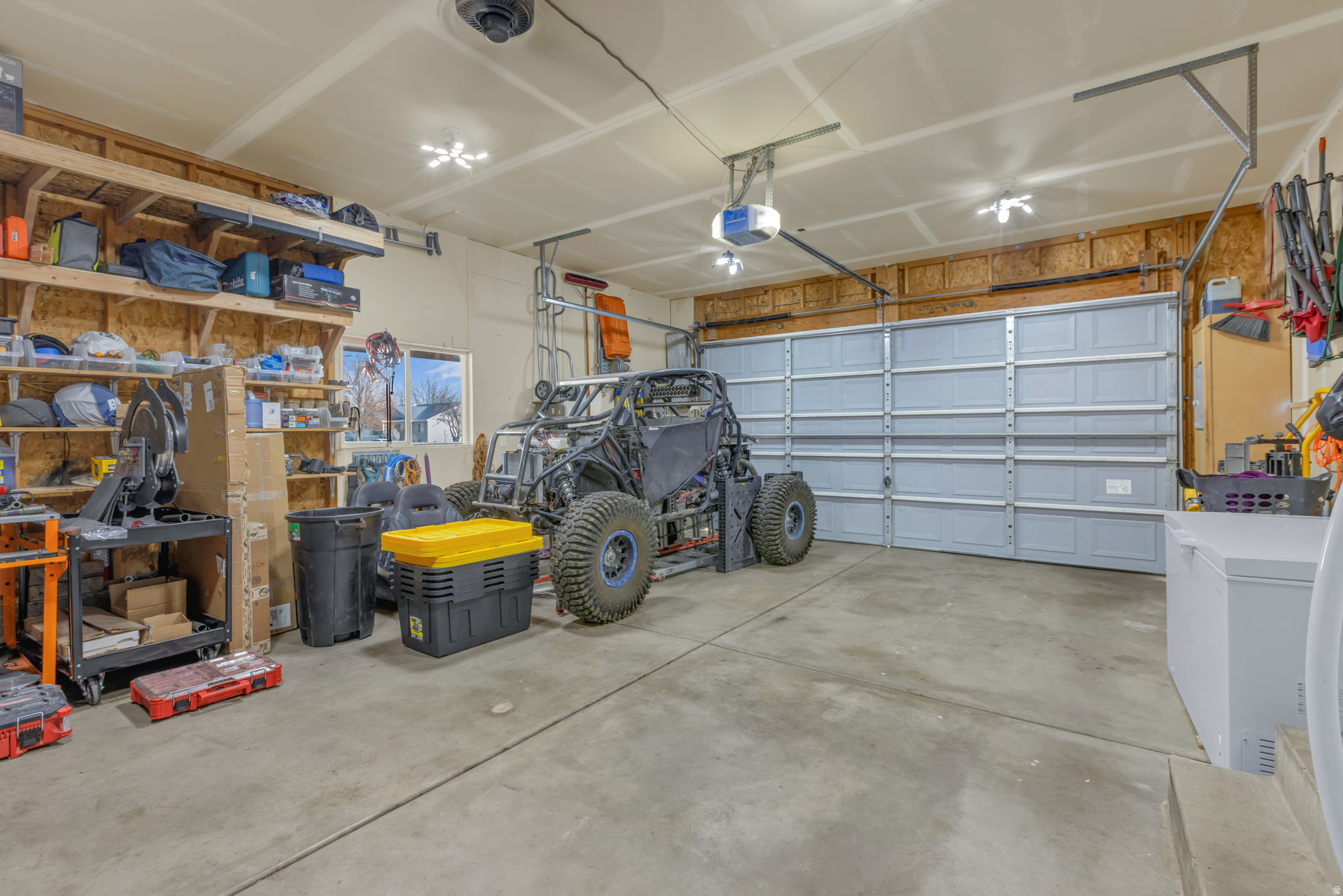 BRIDAL VEIL - Residential