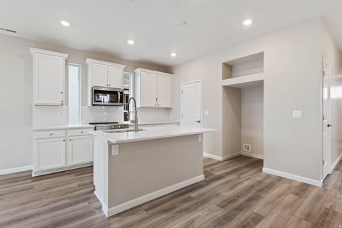 Tiny photo for 6188 W STONE MOUNT WAY #573, South Jordan, UT 84009 (MLS # 2128526)