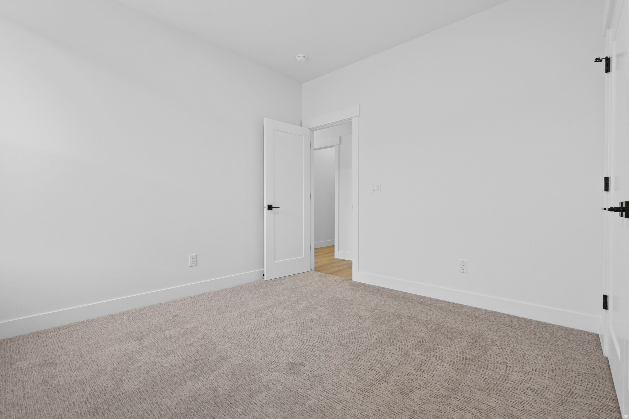 VISTAS AT SUMMIT RDG - Residential