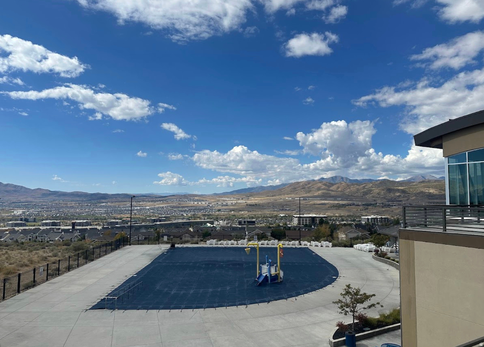 VISTA RIDGE - Residential