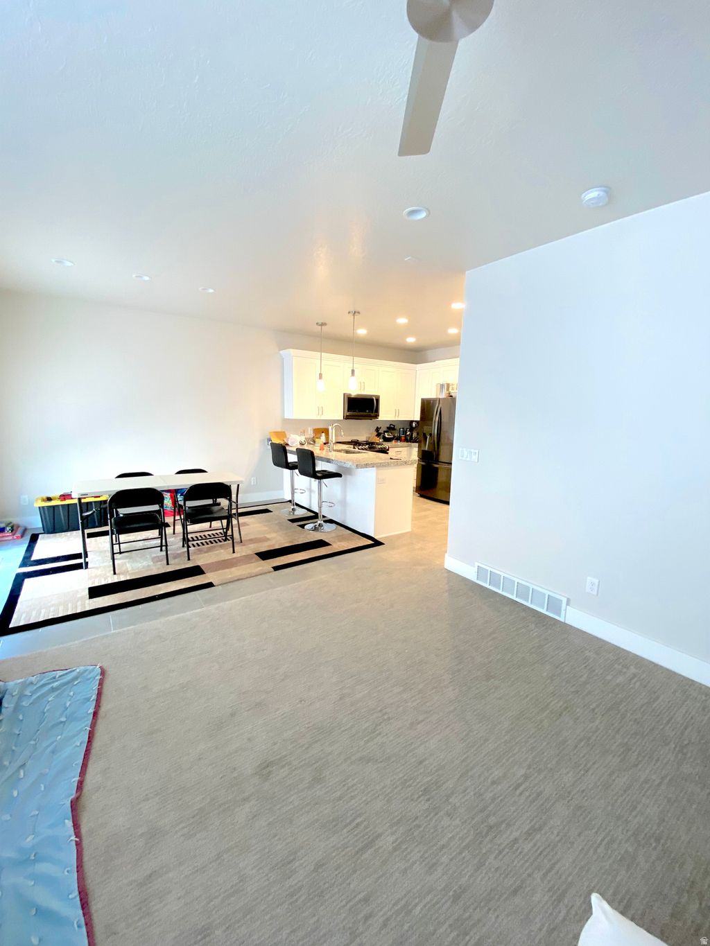 Photo of 974 W VISTA DR, Lehi, UT 84048 (MLS # 2139326)