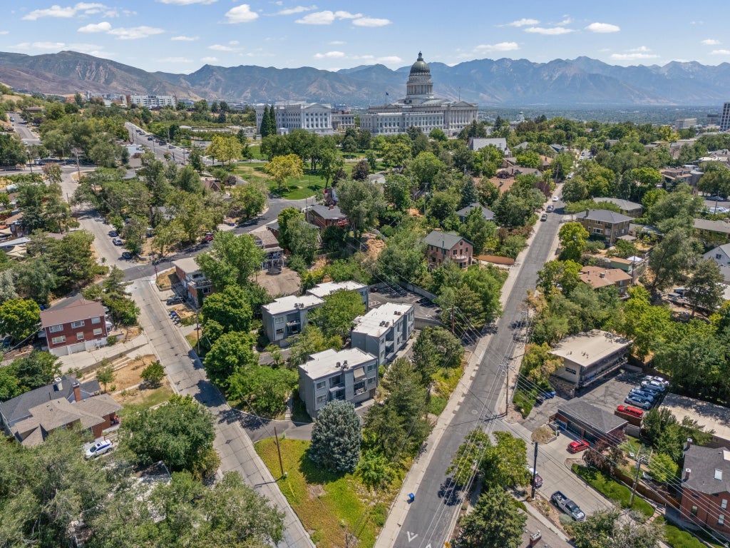 Photo of 480 N WALL ST #A202, Salt Lake City, UT 84103 (MLS # 2173286)