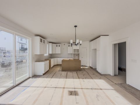 Tiny photo for 1057 W FREMONT ST, Saratoga Springs, UT 84045 (MLS # 2116304)