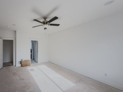 Tiny photo for 1057 W FREMONT ST, Saratoga Springs, UT 84045 (MLS # 2116304)