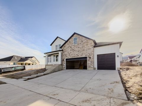Tiny photo for 1057 W FREMONT ST, Saratoga Springs, UT 84045 (MLS # 2116304)