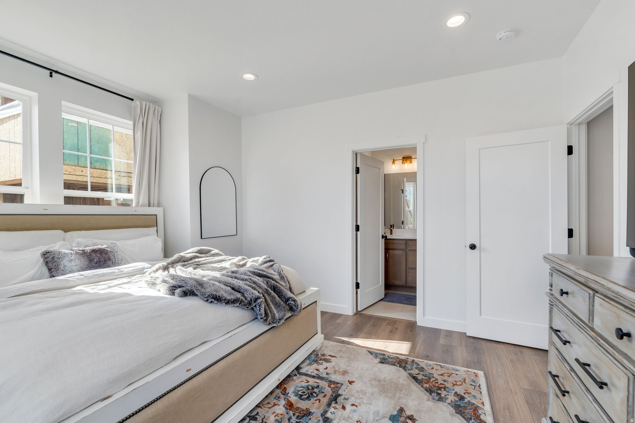DAYBREAK - Residential Income