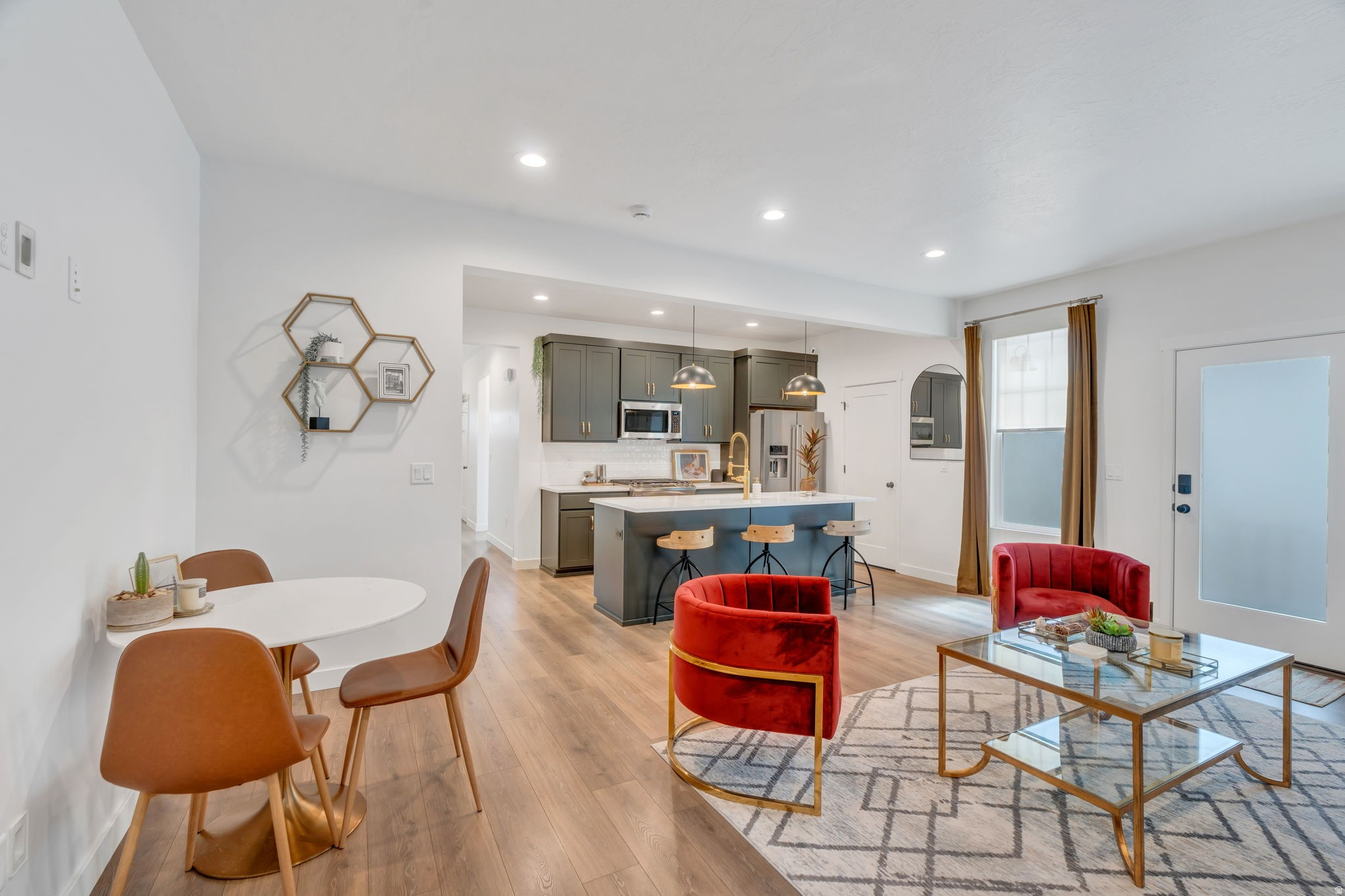 DAYBREAK - Residential Income