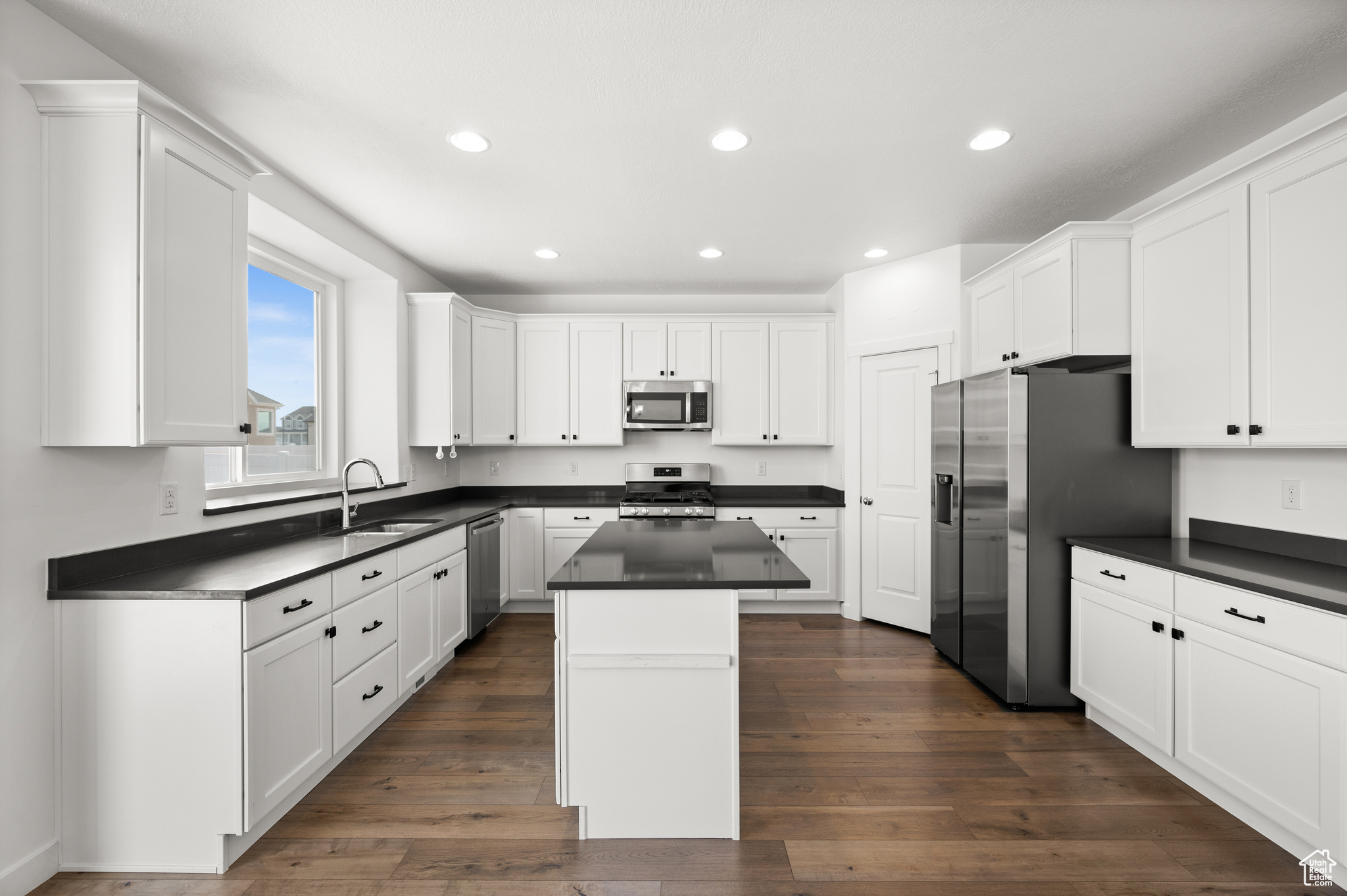 CRANEFIELD ESTATES - Residential