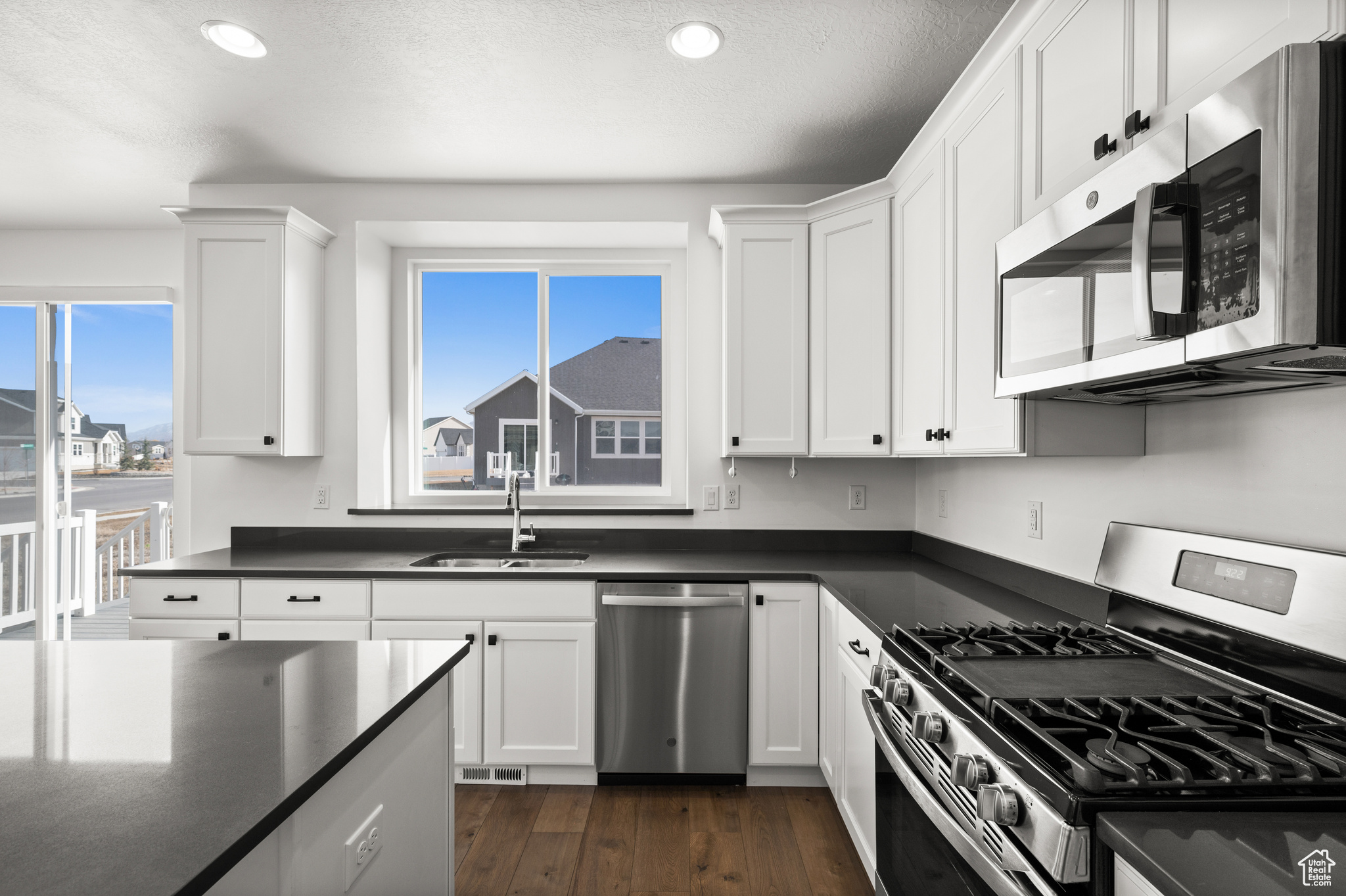 CRANEFIELD ESTATES - Residential