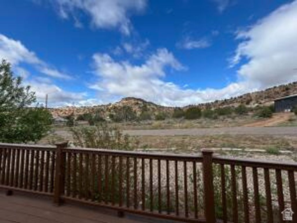 Photo of 255 S 800 W, Escalante, UT 84726 (MLS # 2147652)