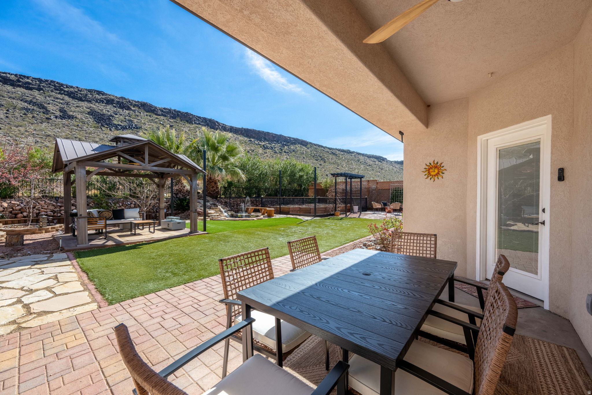 DIXIE SPRINGS - Residential