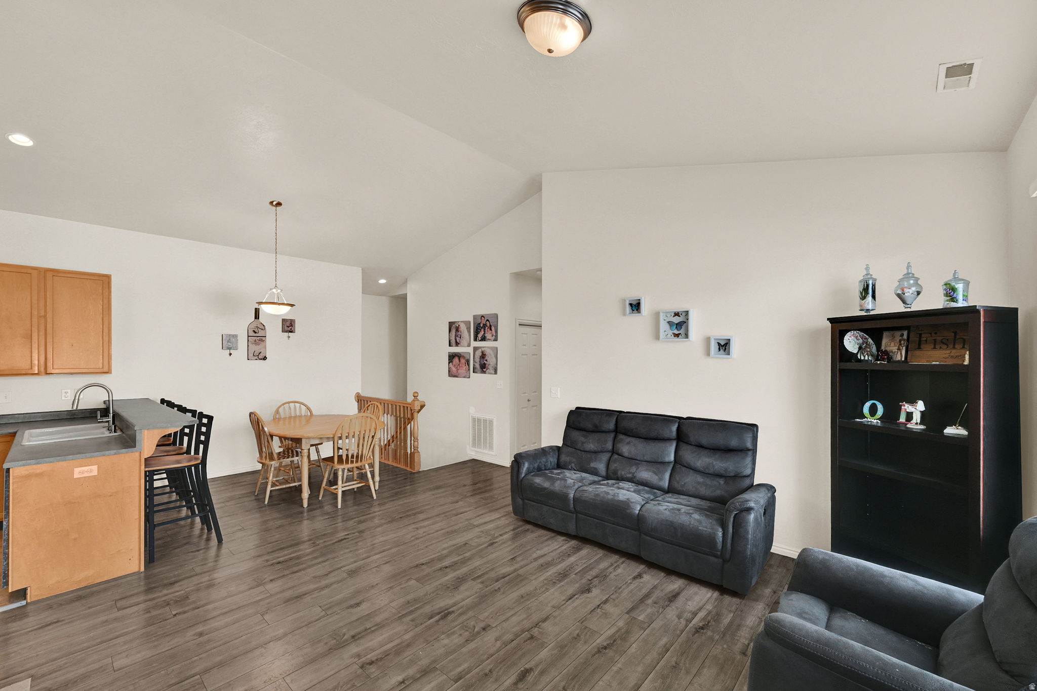 COVENTRY AT FOXBORO - Residential