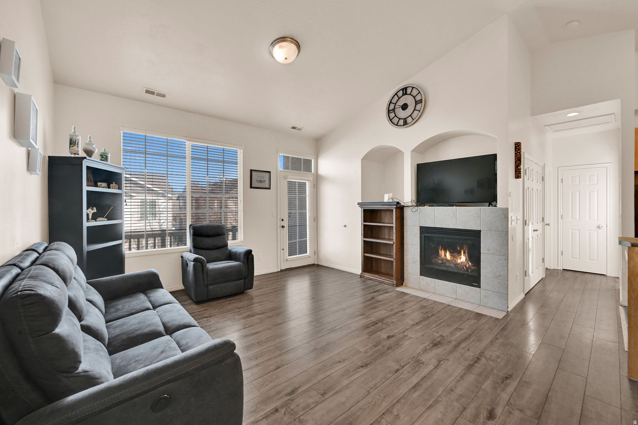 COVENTRY AT FOXBORO - Residential