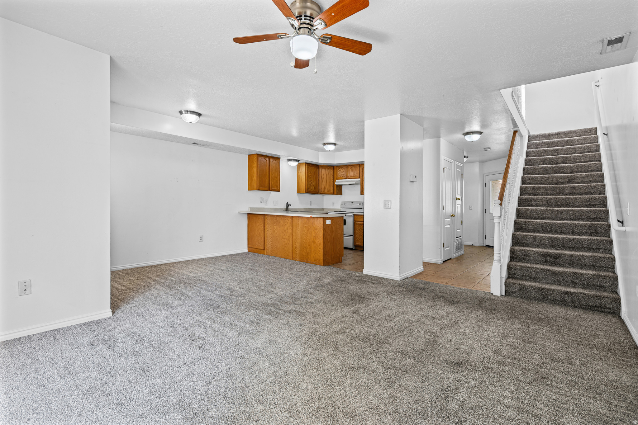LEGACY VILLAGE - Residential