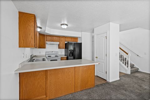 Tiny photo for 879 N 1125 W, Layton, UT 84041 (MLS # 2156869)