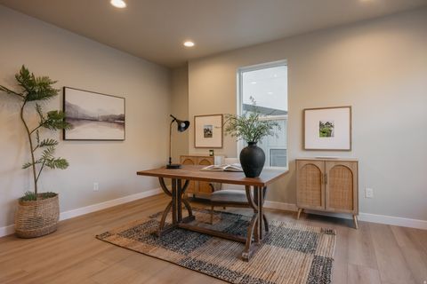 Tiny photo for 1651 W CANYON RIM RD #633, Lehi, UT 84048 (MLS # 2120394)
