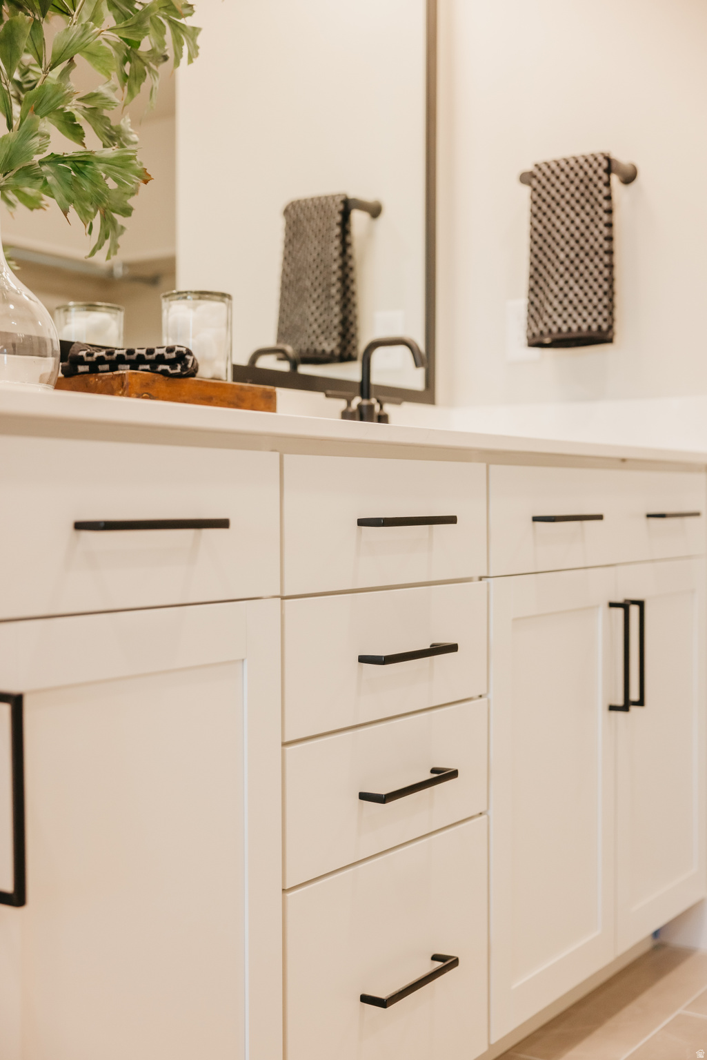 CANYON POINT - Residential