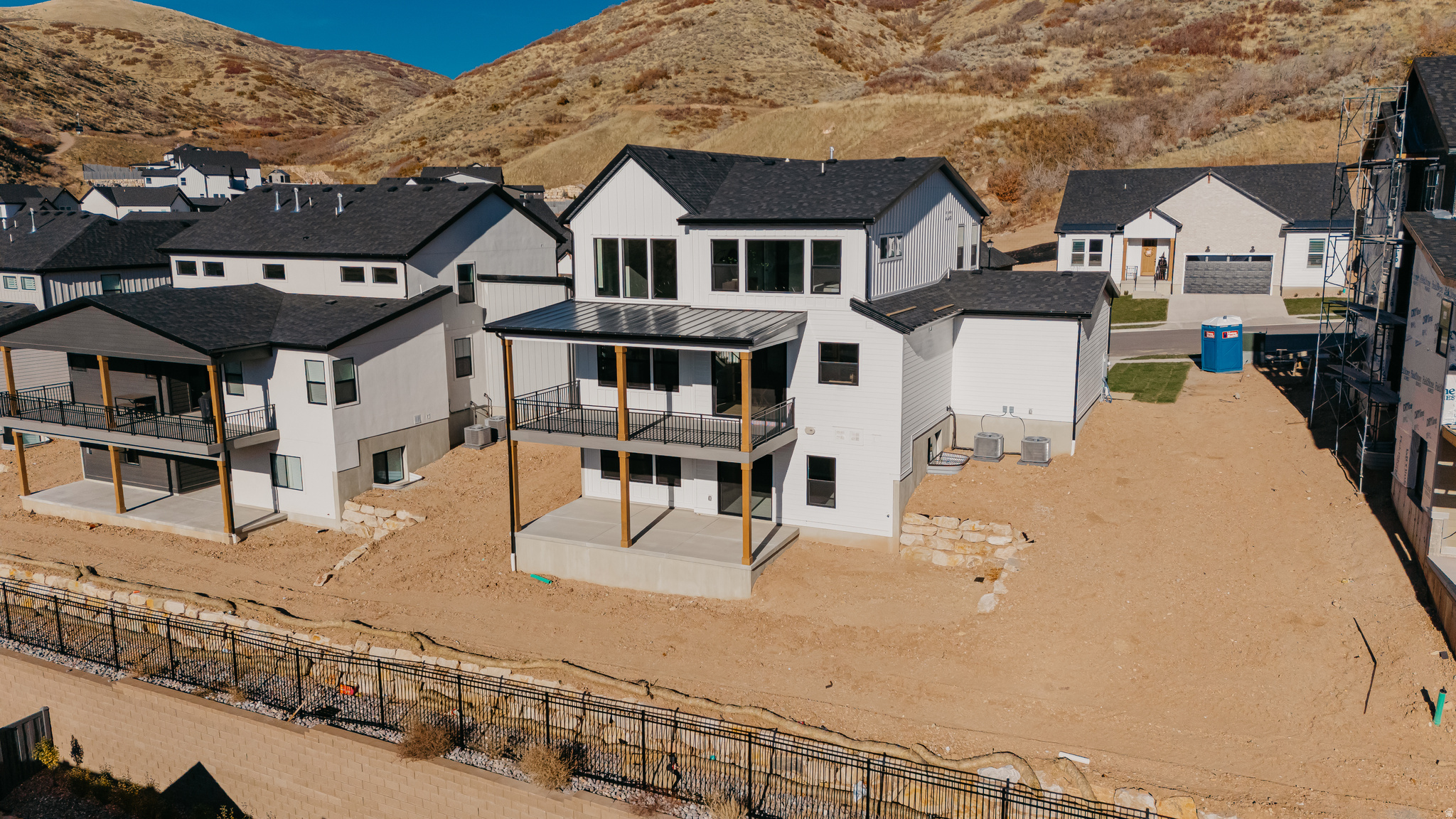 CANYON POINT - Residential