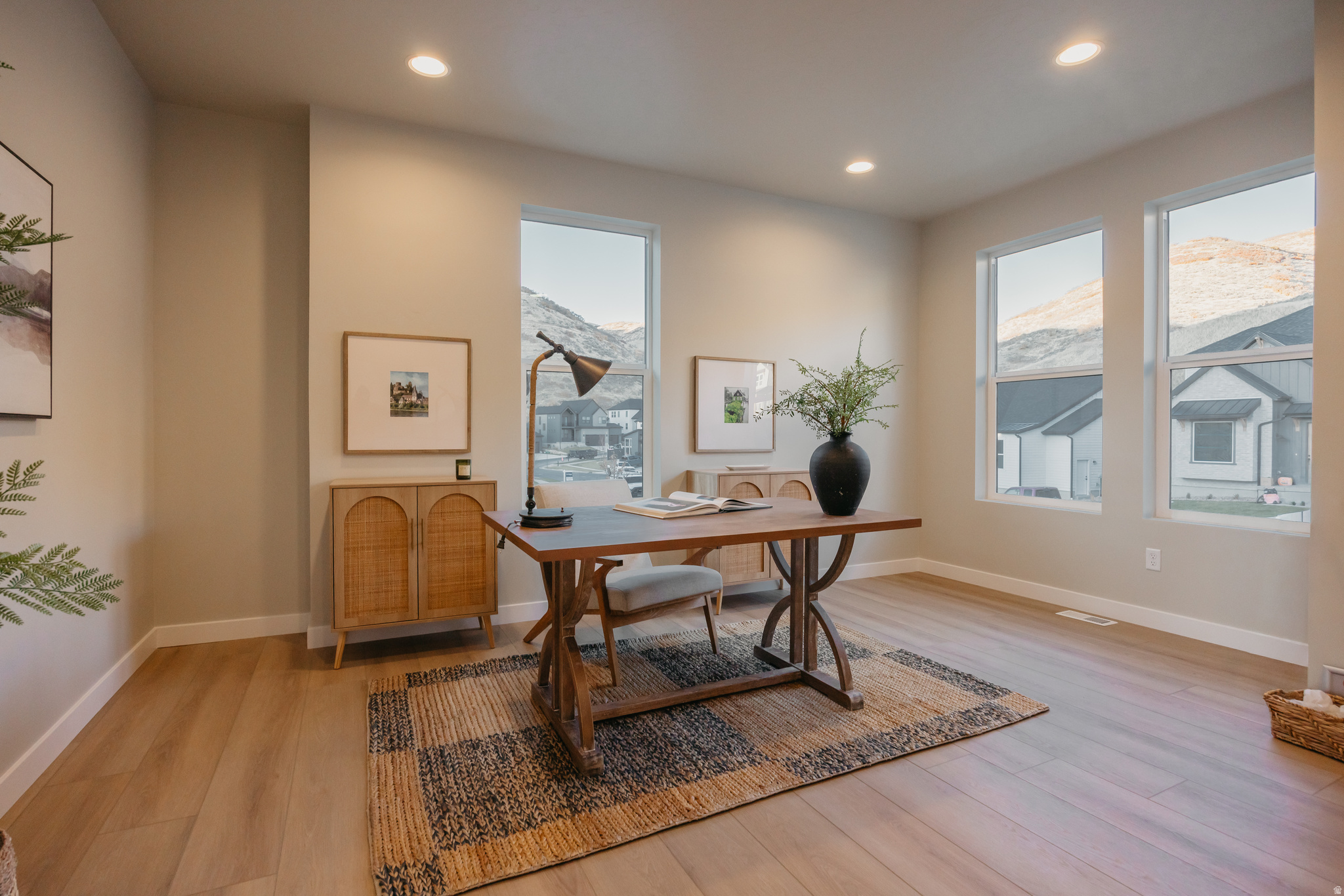 CANYON POINT - Residential