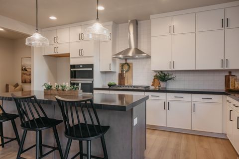 Tiny photo for 1651 W CANYON RIM RD #633, Lehi, UT 84048 (MLS # 2120394)