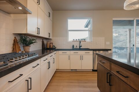 Tiny photo for 1651 W CANYON RIM RD #633, Lehi, UT 84048 (MLS # 2120394)