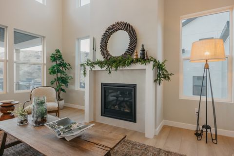 Tiny photo for 1651 W CANYON RIM RD #633, Lehi, UT 84048 (MLS # 2120394)