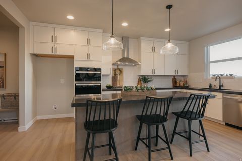 Tiny photo for 1651 W CANYON RIM RD #633, Lehi, UT 84048 (MLS # 2120394)