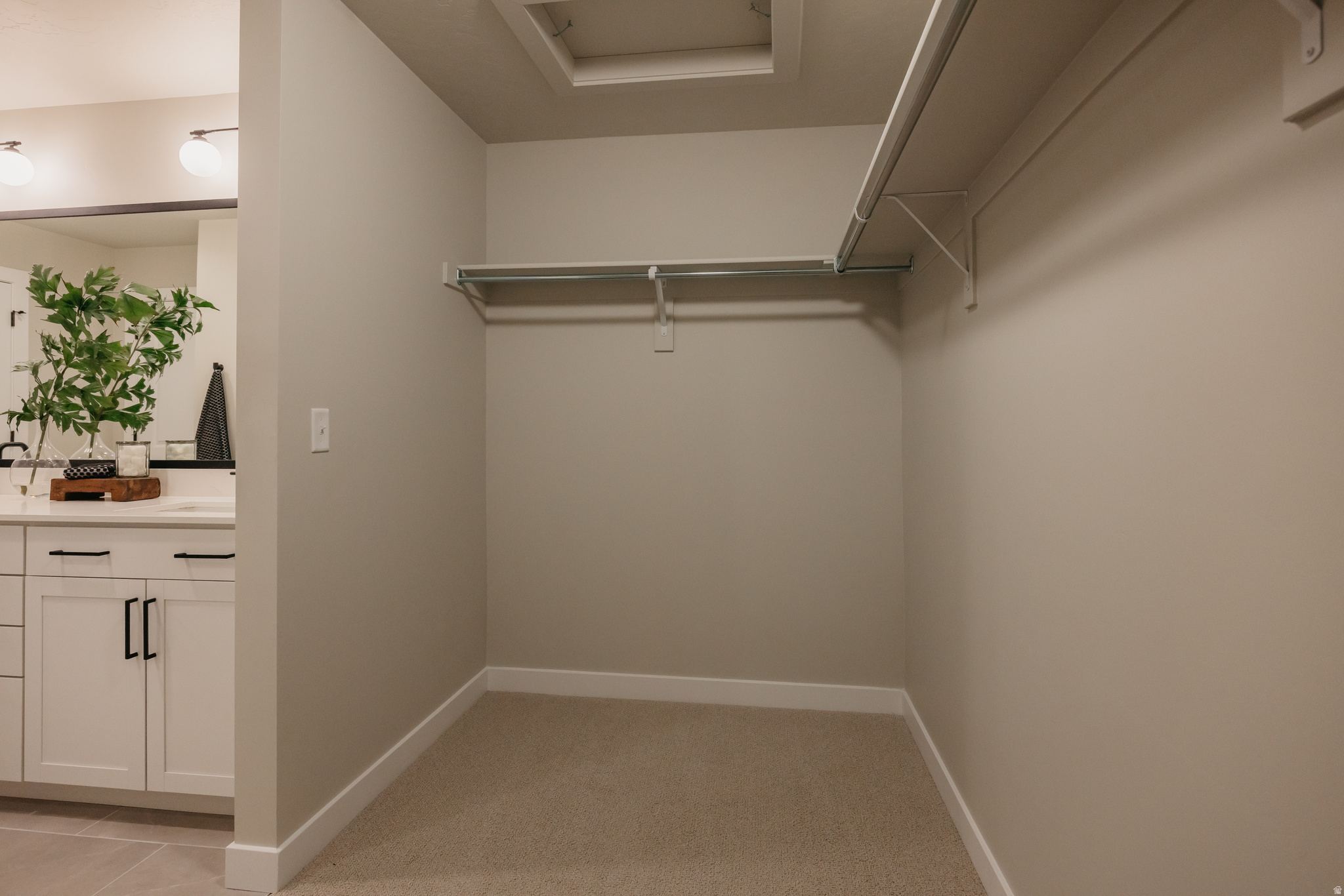 CANYON POINT - Residential