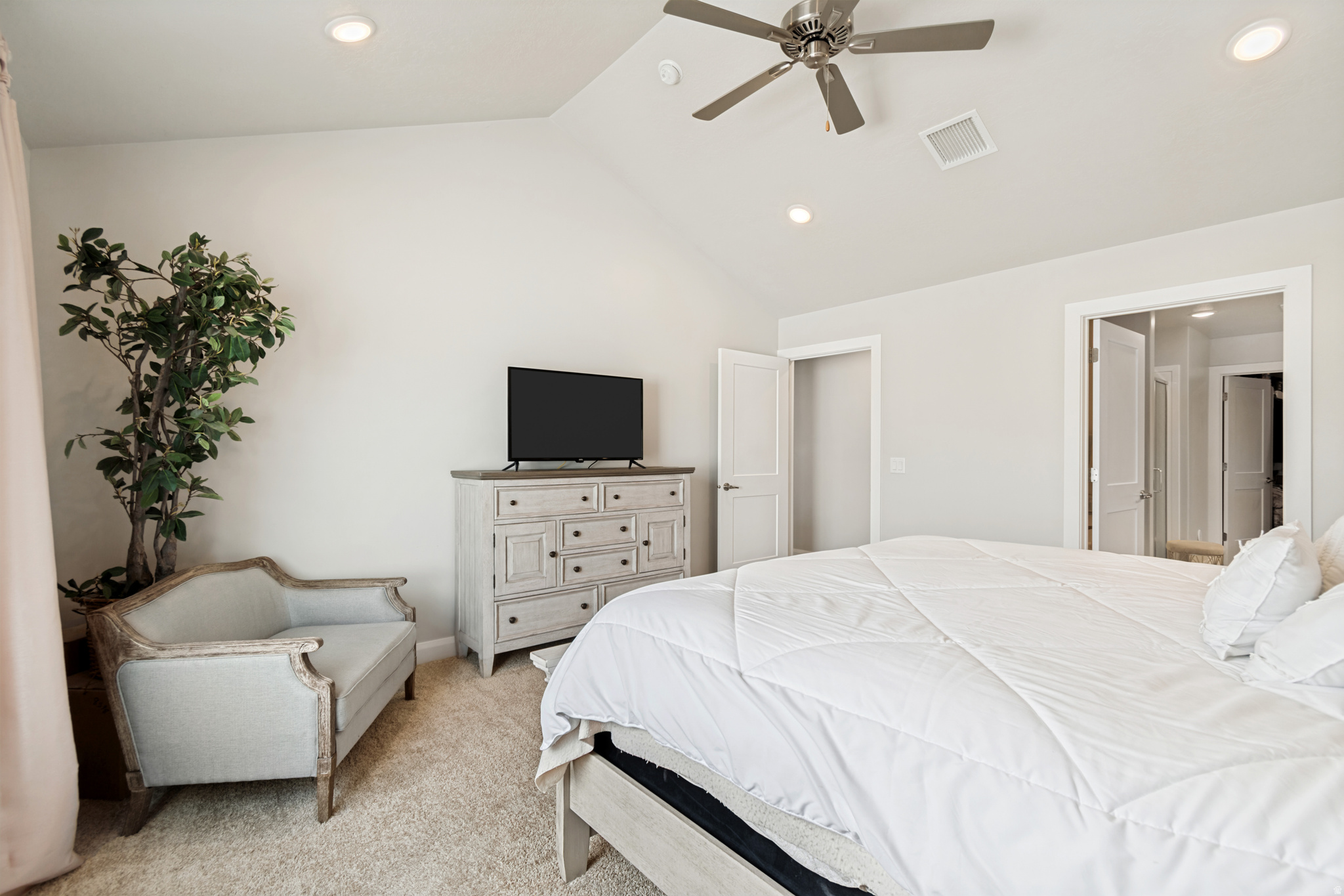 THE VILLA AT LEGACY ARMS - Residential