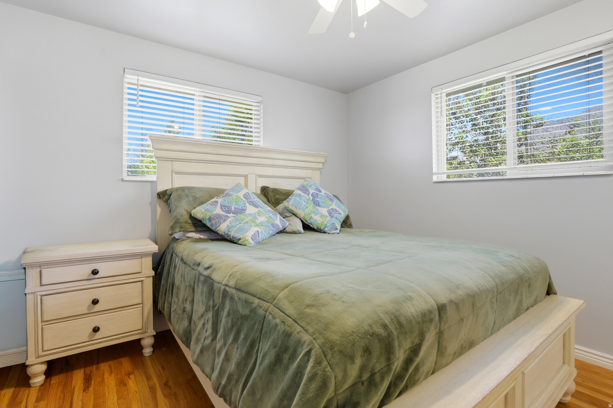 MAYWOOD HILLS - Residential