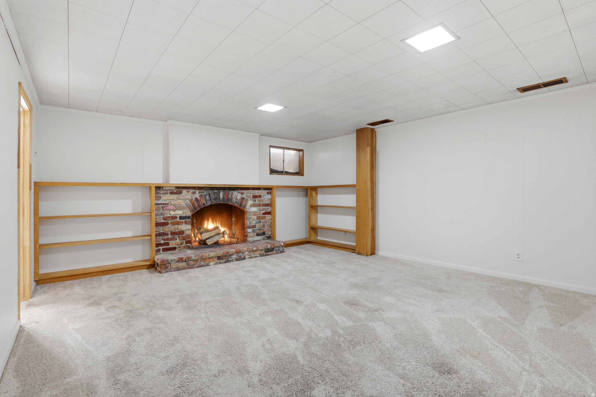 MAYWOOD HILLS - Residential