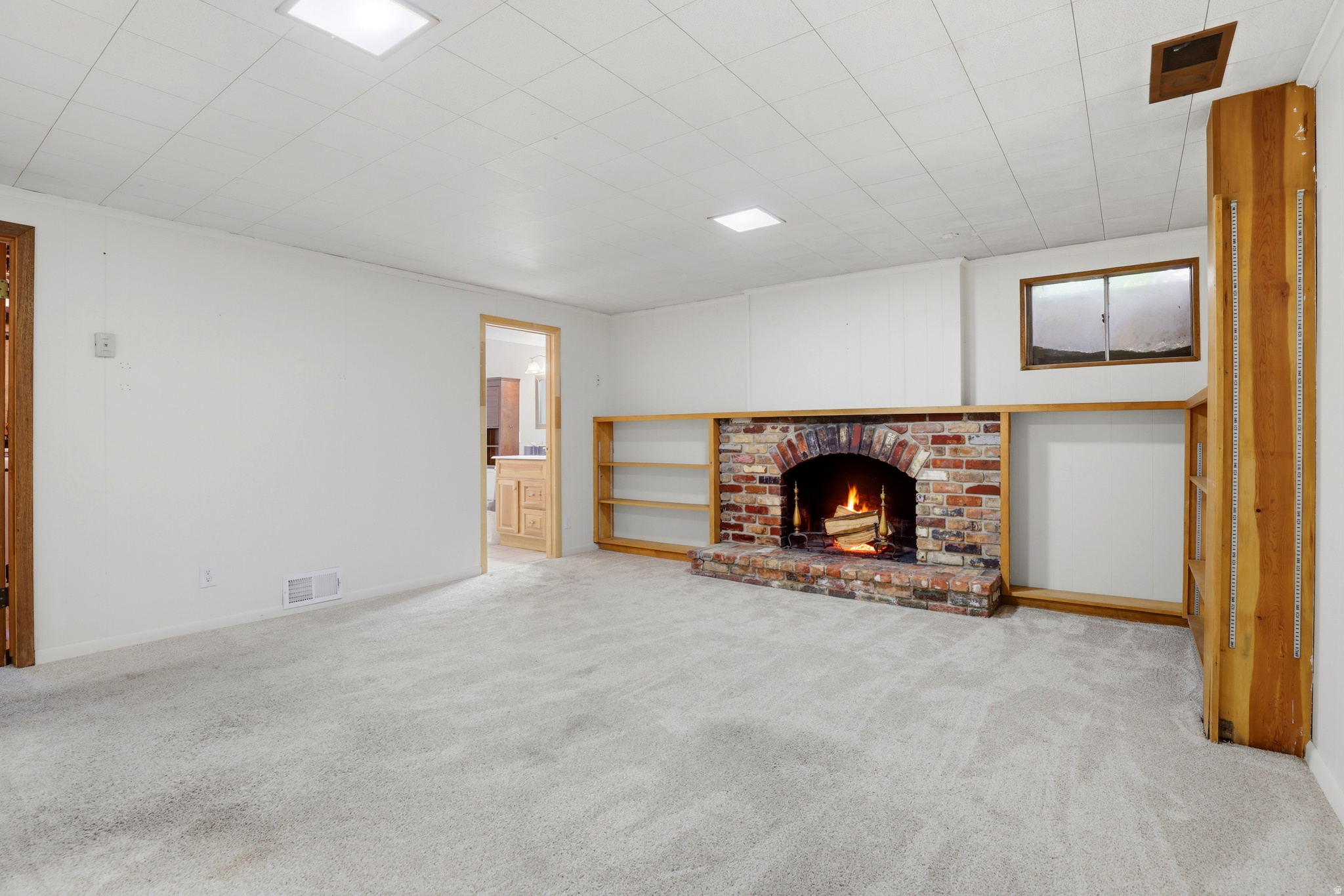 MAYWOOD HILLS - Residential