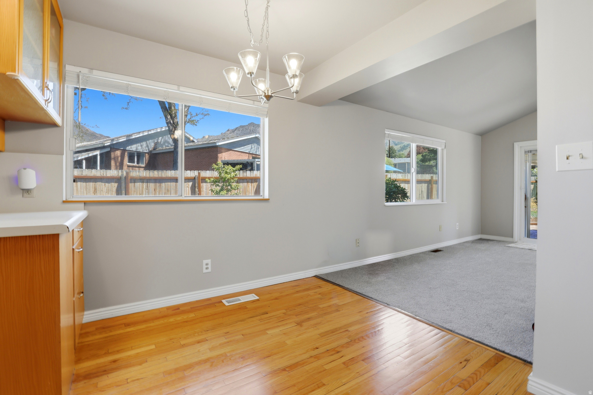 MAYWOOD HILLS - Residential