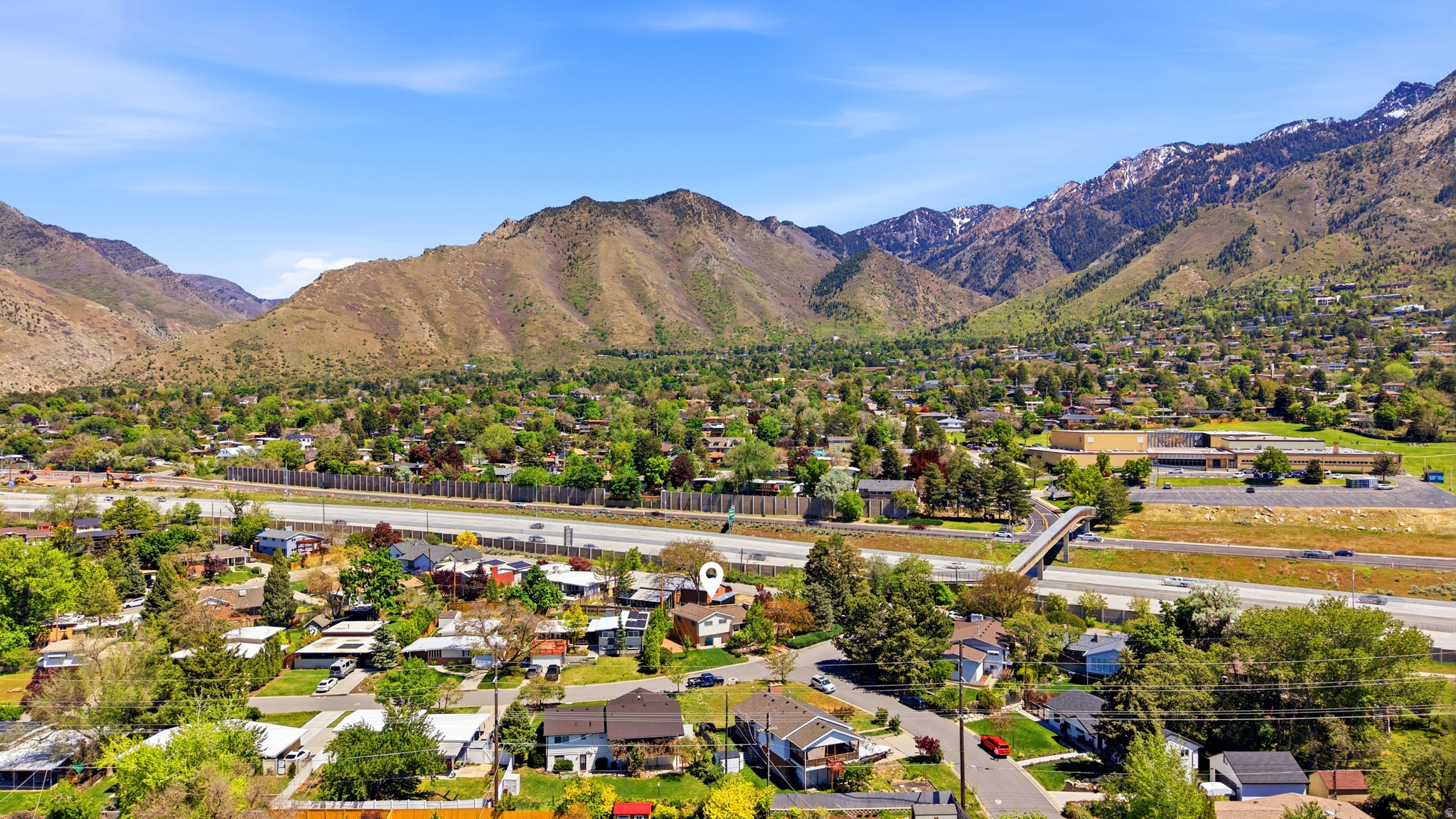 MAYWOOD HILLS - Residential