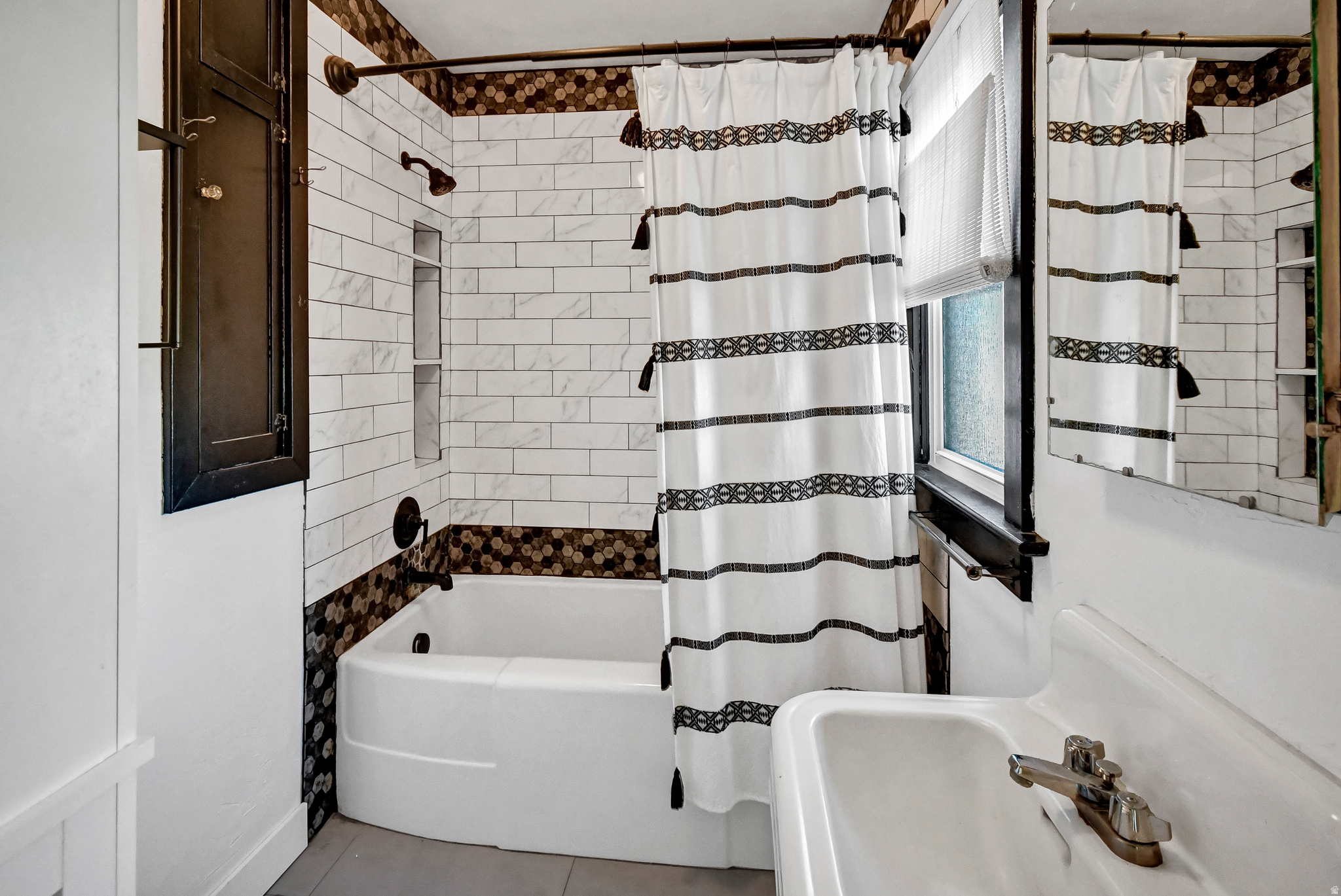 GLENWOOD TOWN - Residential