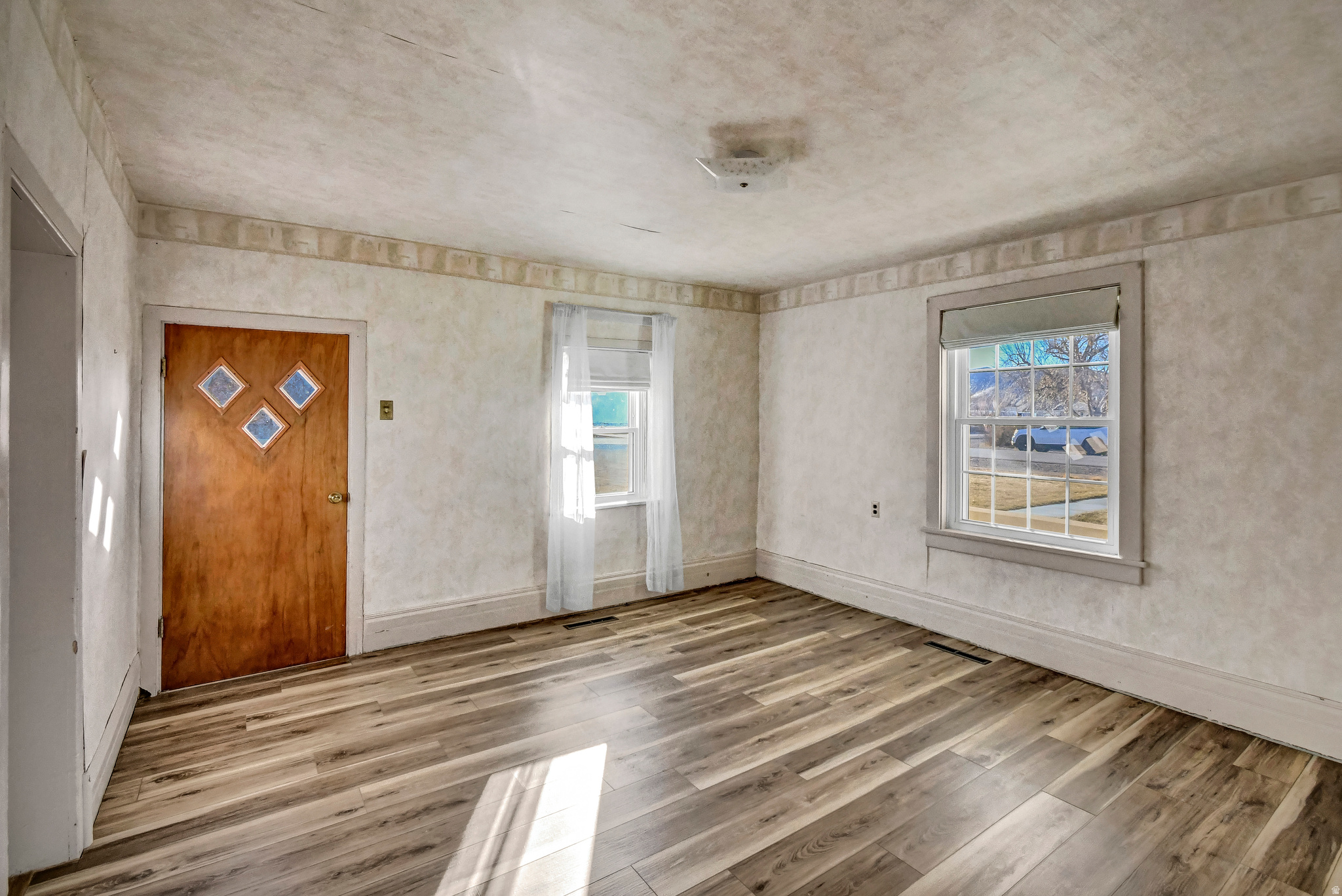 GLENWOOD TOWN - Residential